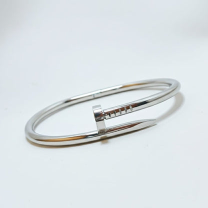 Nail Shaped Handcuff