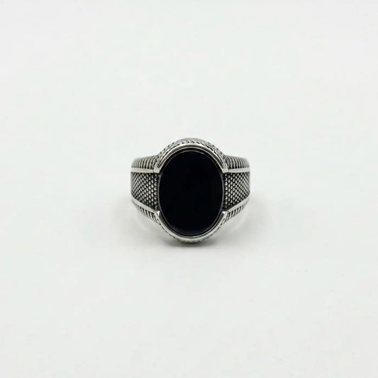 The Artisan Oval Signet